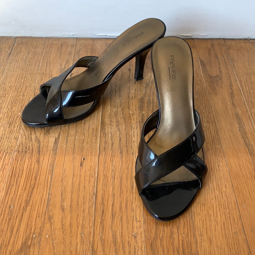 Preview sandals